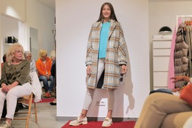 Pia Dietz - mode & mehr - Modenschau